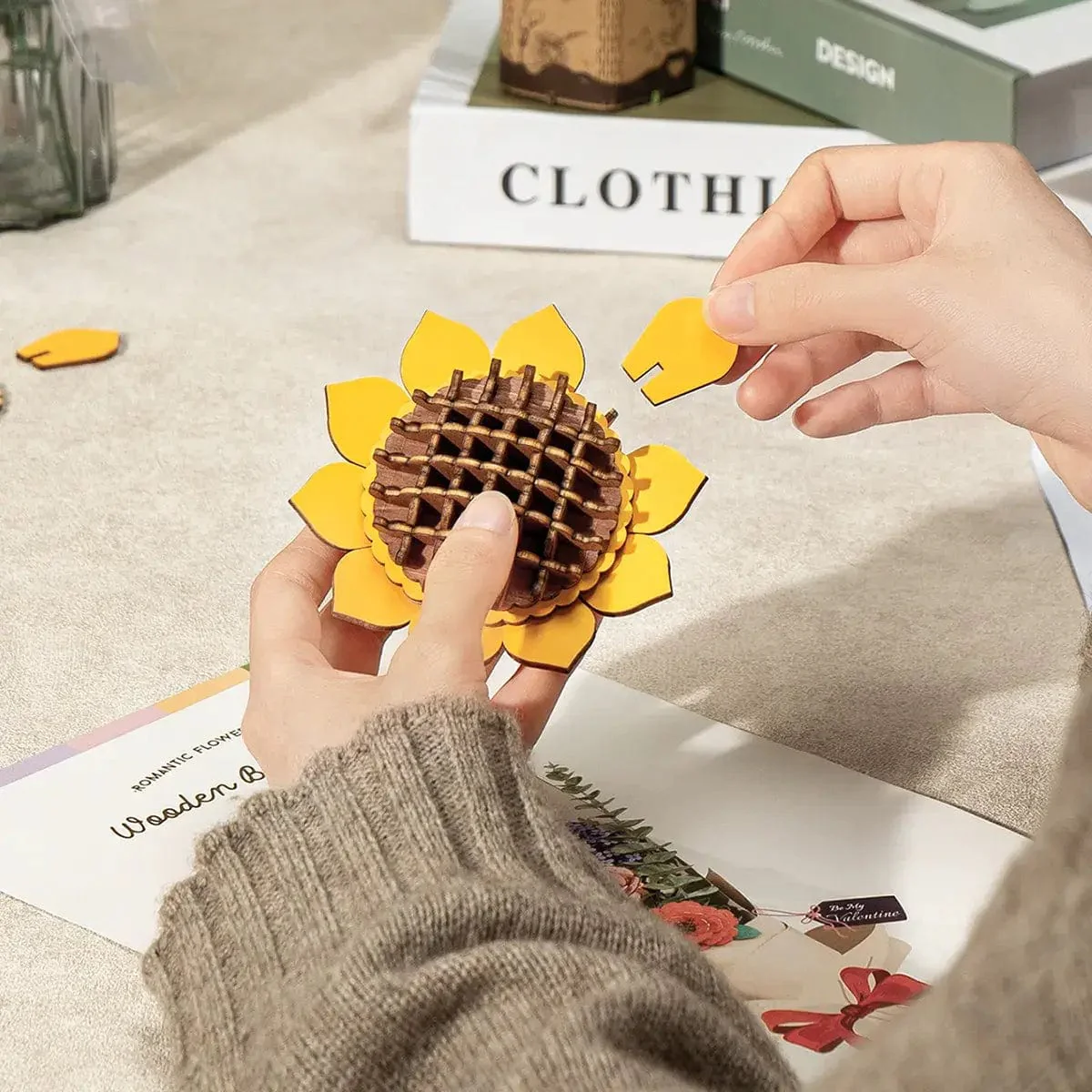 3D Wooden Flower Puzzles: Sunflower - Image 5