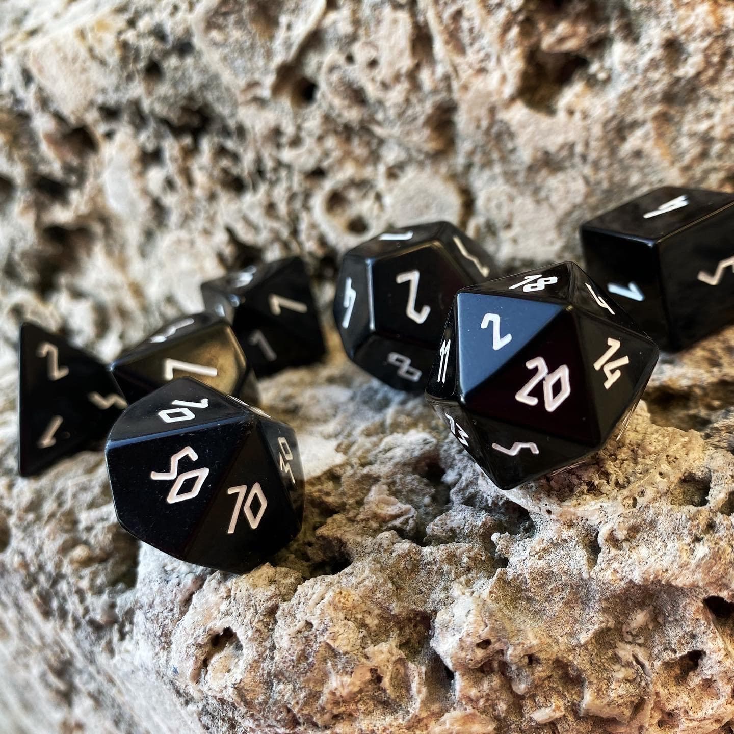 Black Obsidian 7 Die Set - Image 2