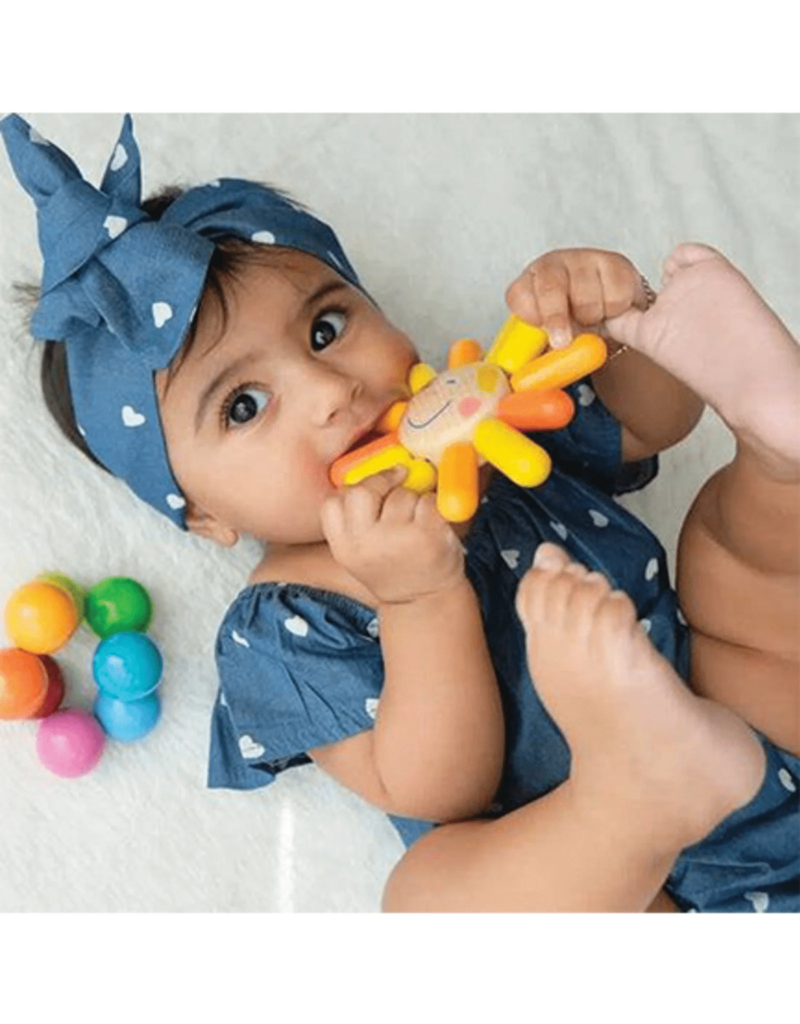 Clutching Toy Sunni - Image 3