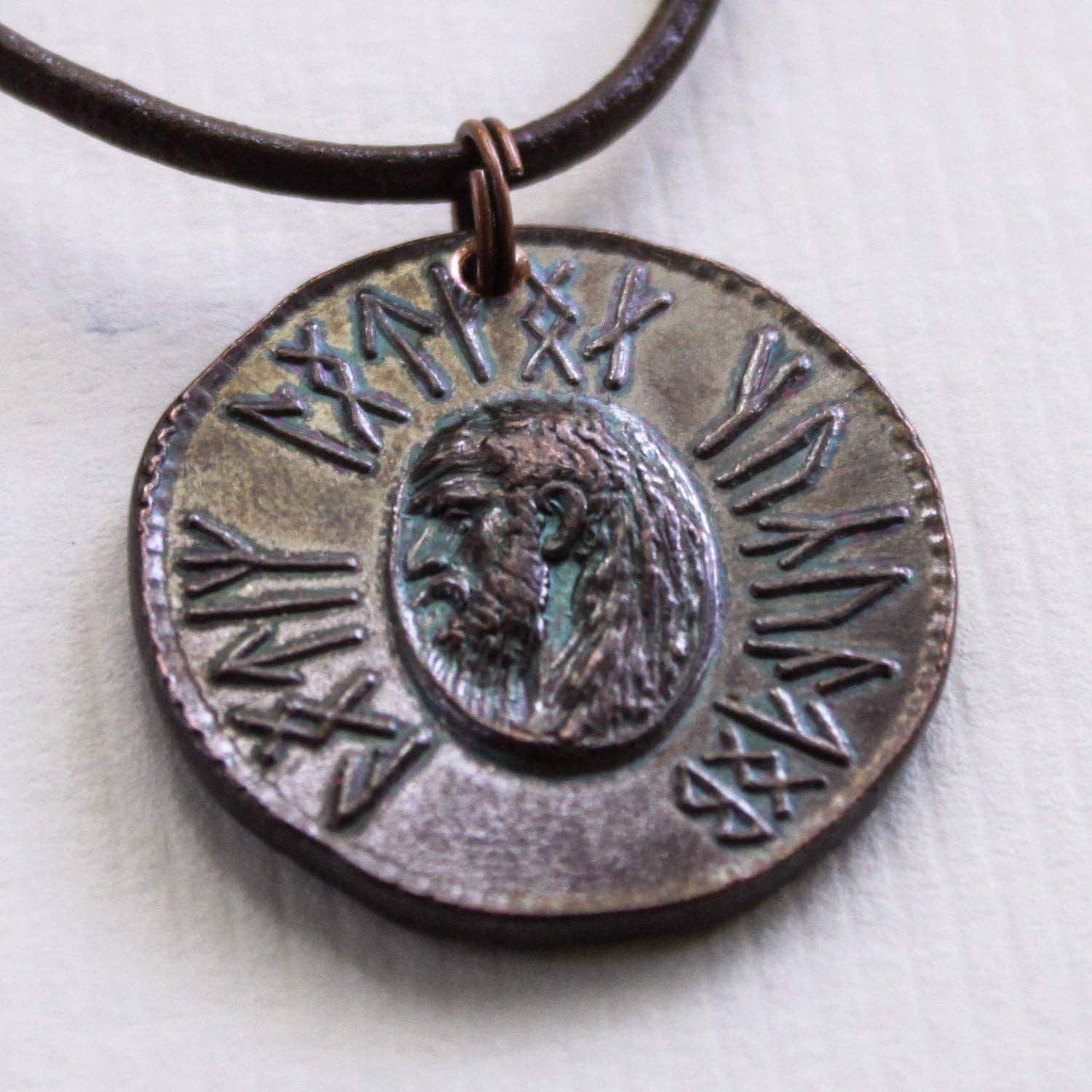 Dwarven Axe of DURIN Necklace - Image 2