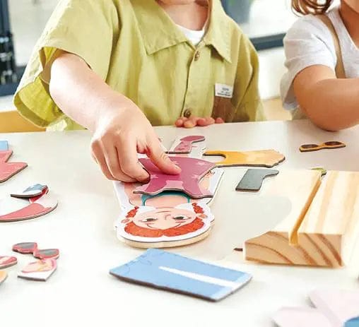 Magnetic Seasons Dress Up Wooden Puzzle - Image 3
