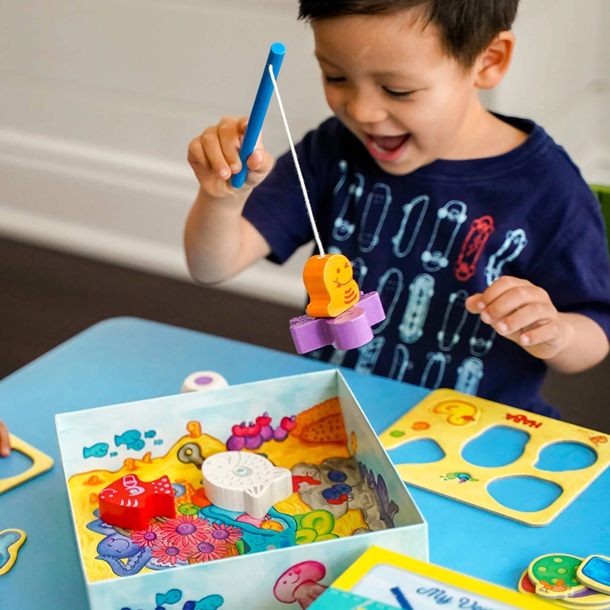My Very First Games - Here, Fishy, Fishy! Magnetic Game - Image 6