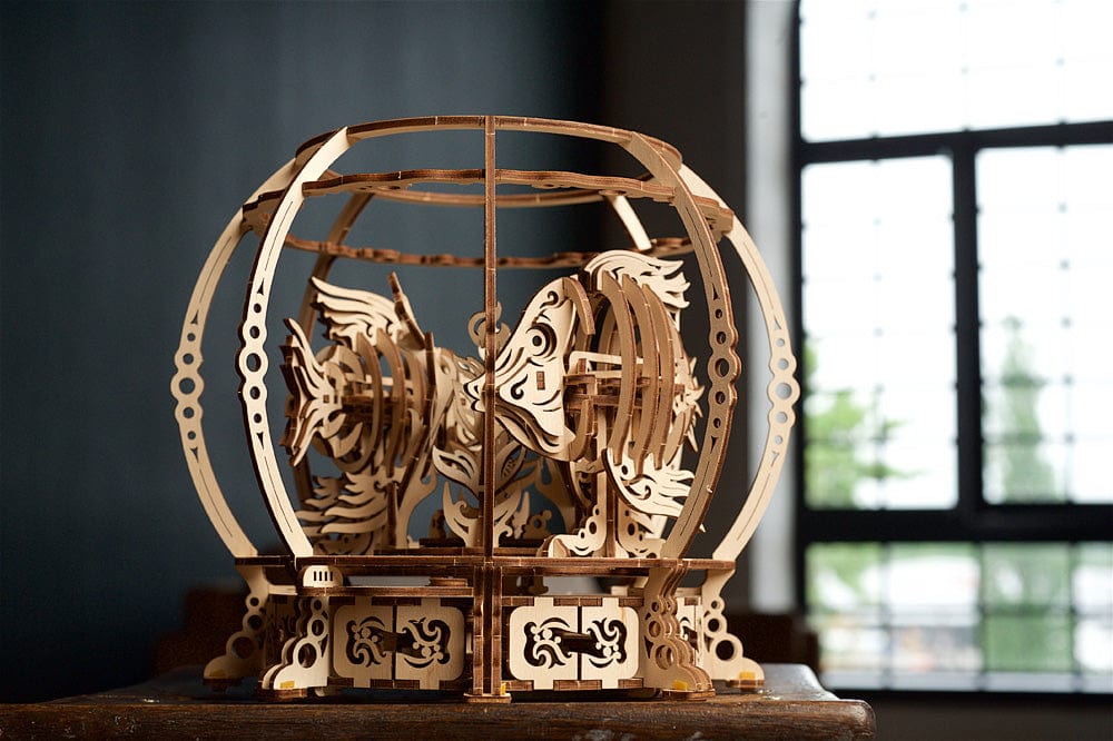 UGears Mechanical Aquarium Model Kit - Image 6